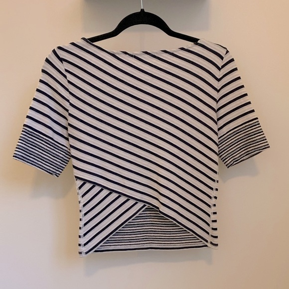 Anthropologie Top - Picture 2 of 4